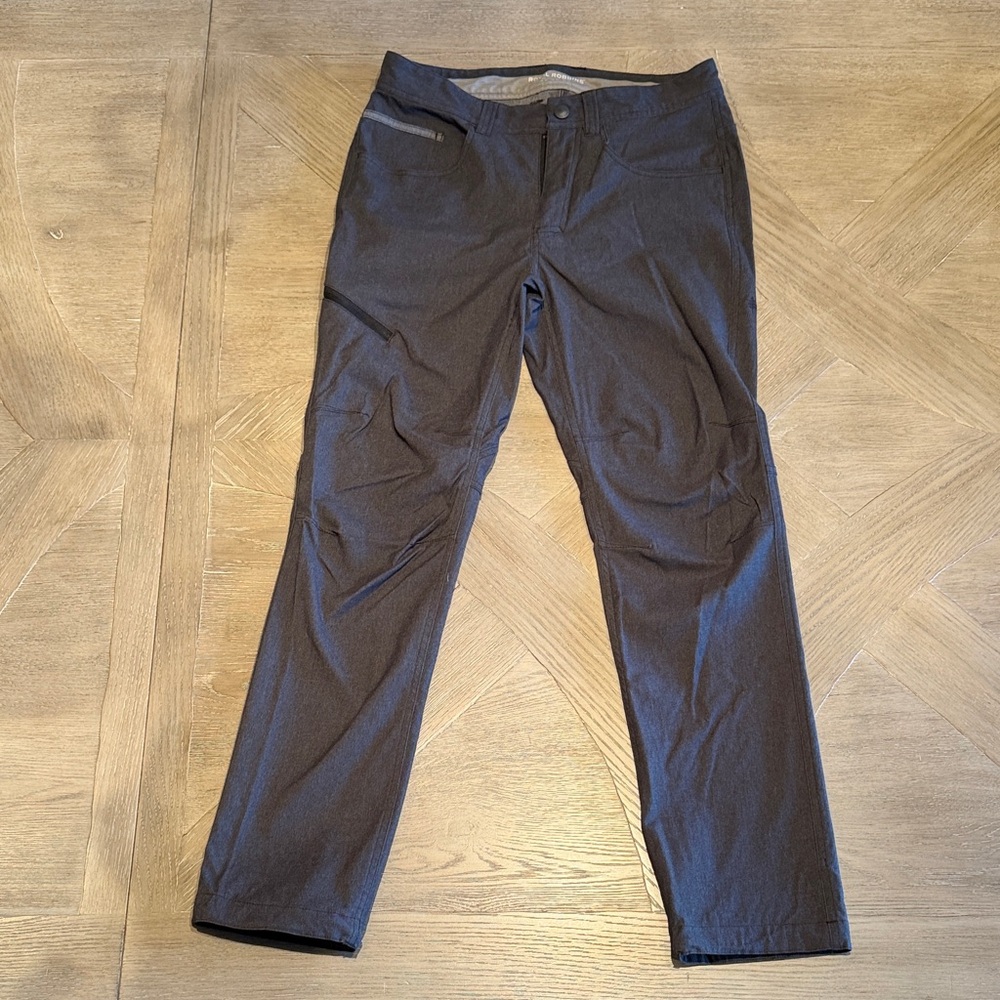 Royal Robbins Men's Dark Gray Chinos